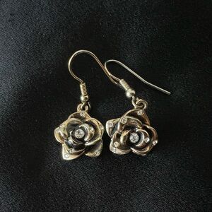 Gold rose earrings